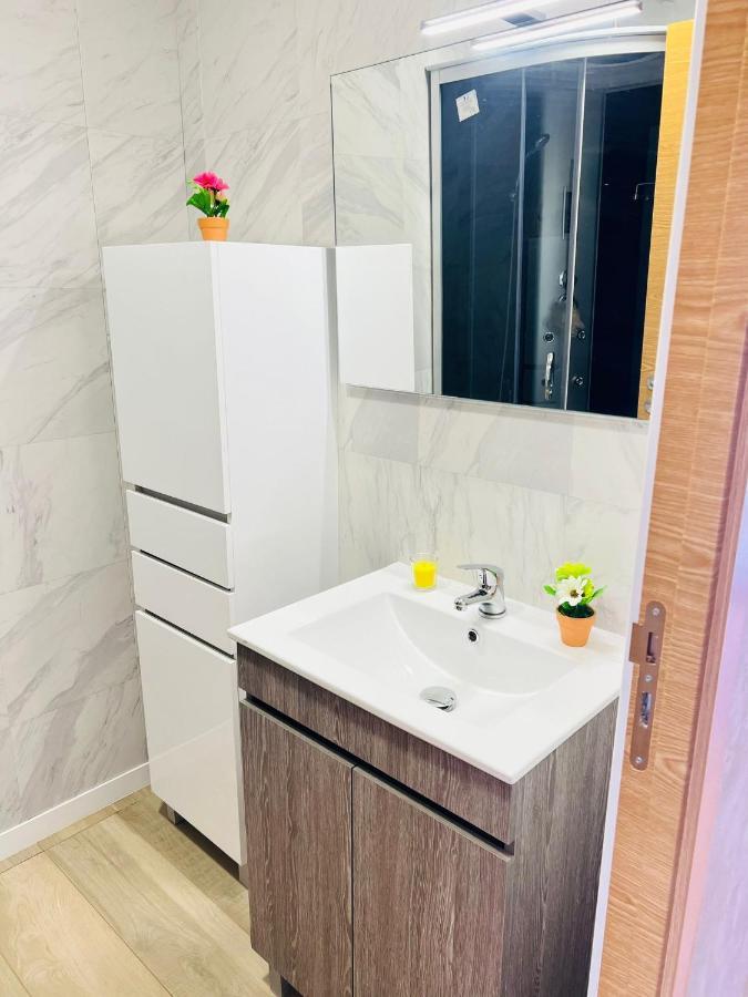 Hostel Golden Star Gião Zewnętrze zdjęcie