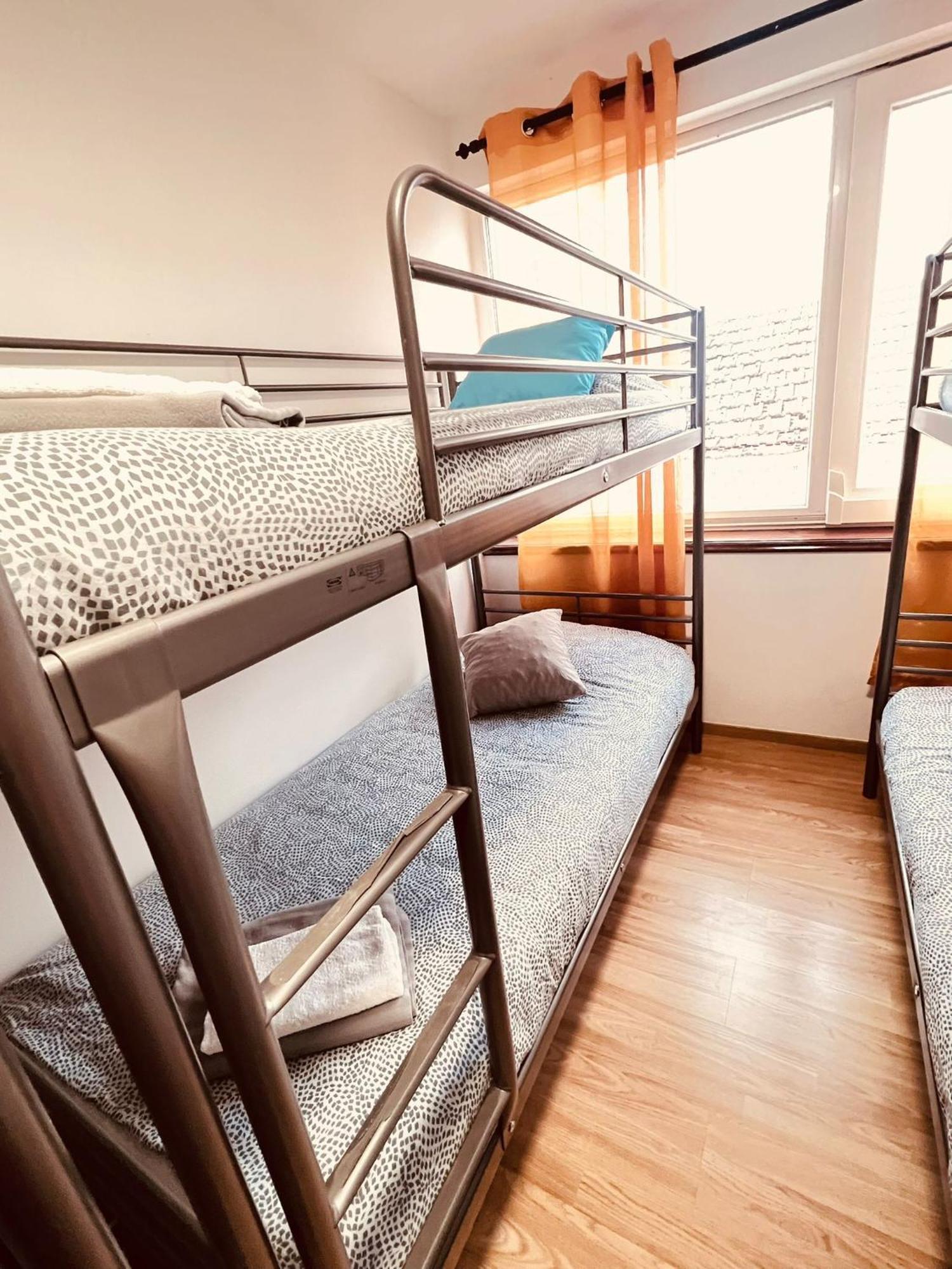 Hostel Golden Star Gião Zewnętrze zdjęcie
